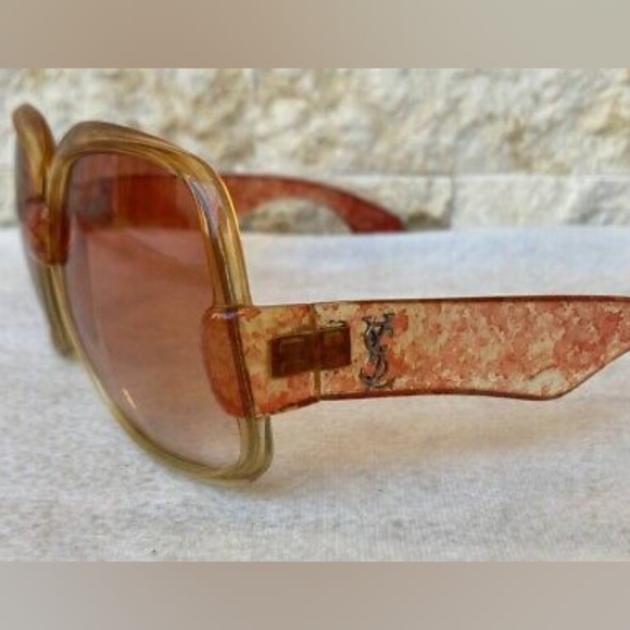 Extra pics for VINTAGE YVES SAINT LAURENT YSL PARIS 1970's OVERSIZED SUNGLASSES - Picture 14 of 16